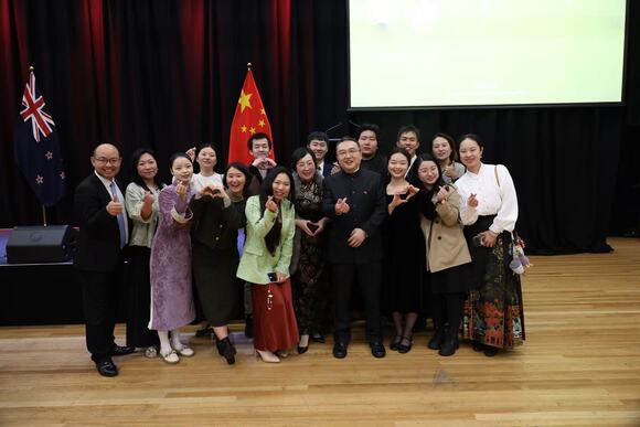 图片5.jpg 图片5.jpg