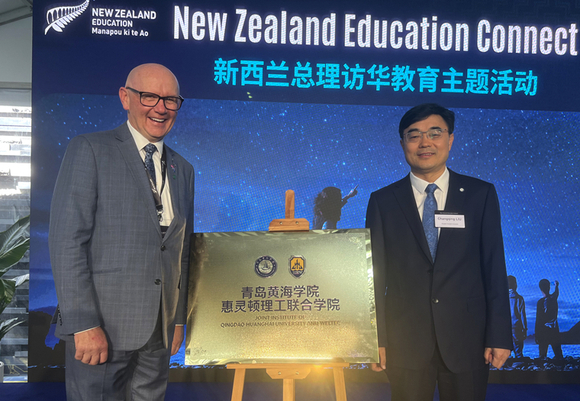 揭牌2(1).jpg 揭牌2(1).jpg