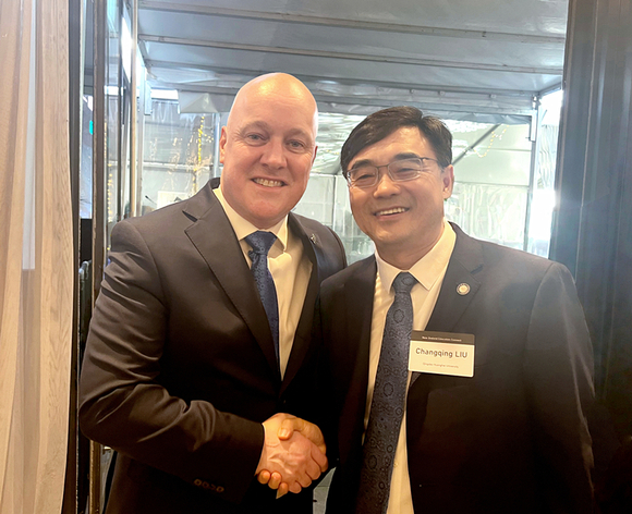 揭牌1(1).jpg 揭牌1(1).jpg