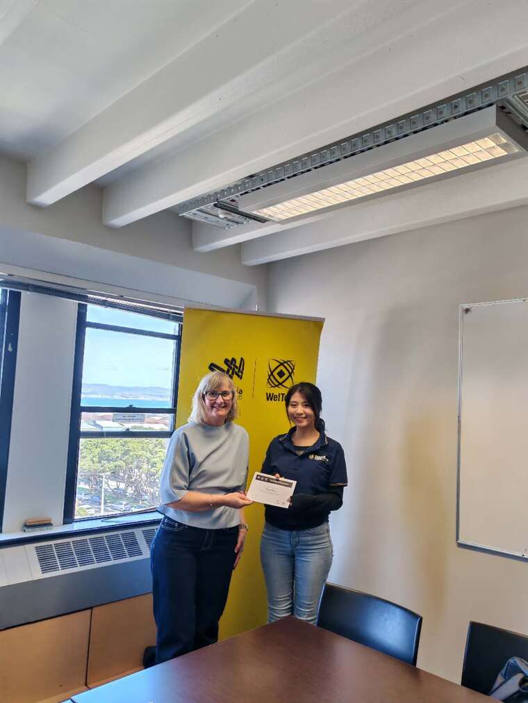 图片21.jpg 图片21.jpg