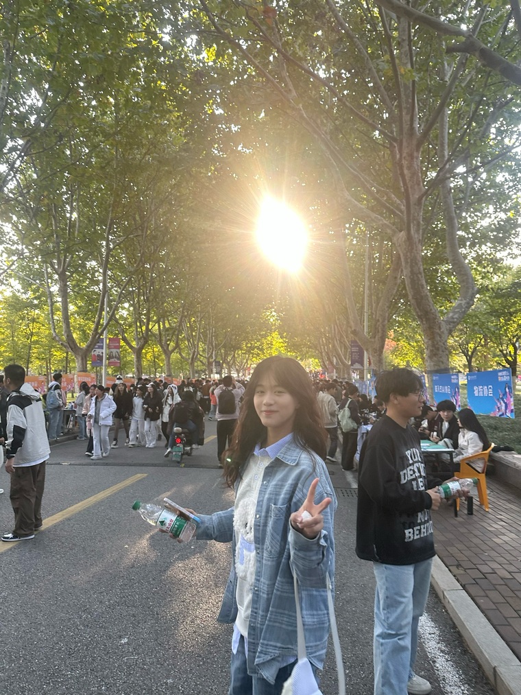 a4c53a5c913f2f8459f9061c38173b81(1).jpg a4c53a5c913f2f8459f9061c38173b81(1).jpg