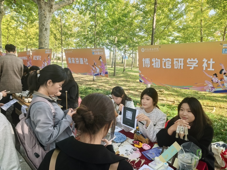 a63262fc8ba2f4c6c7b47545306288d7(1).jpg a63262fc8ba2f4c6c7b47545306288d7(1).jpg