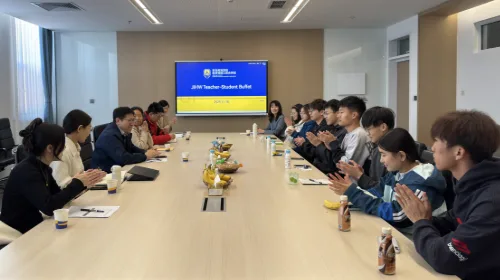 冷餐叙情搭桥梁 师生同心促育人 ——青岛黄海学院惠灵顿理工联合学院 师生冷餐会圆满举办