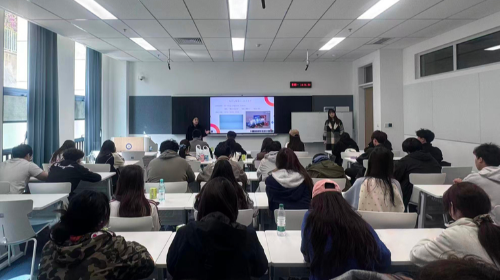 指尖定格春日，动画焕活课堂——青岛黄海学院惠灵顿理工联合学院《中外动画史》课程改革实践活动纪实